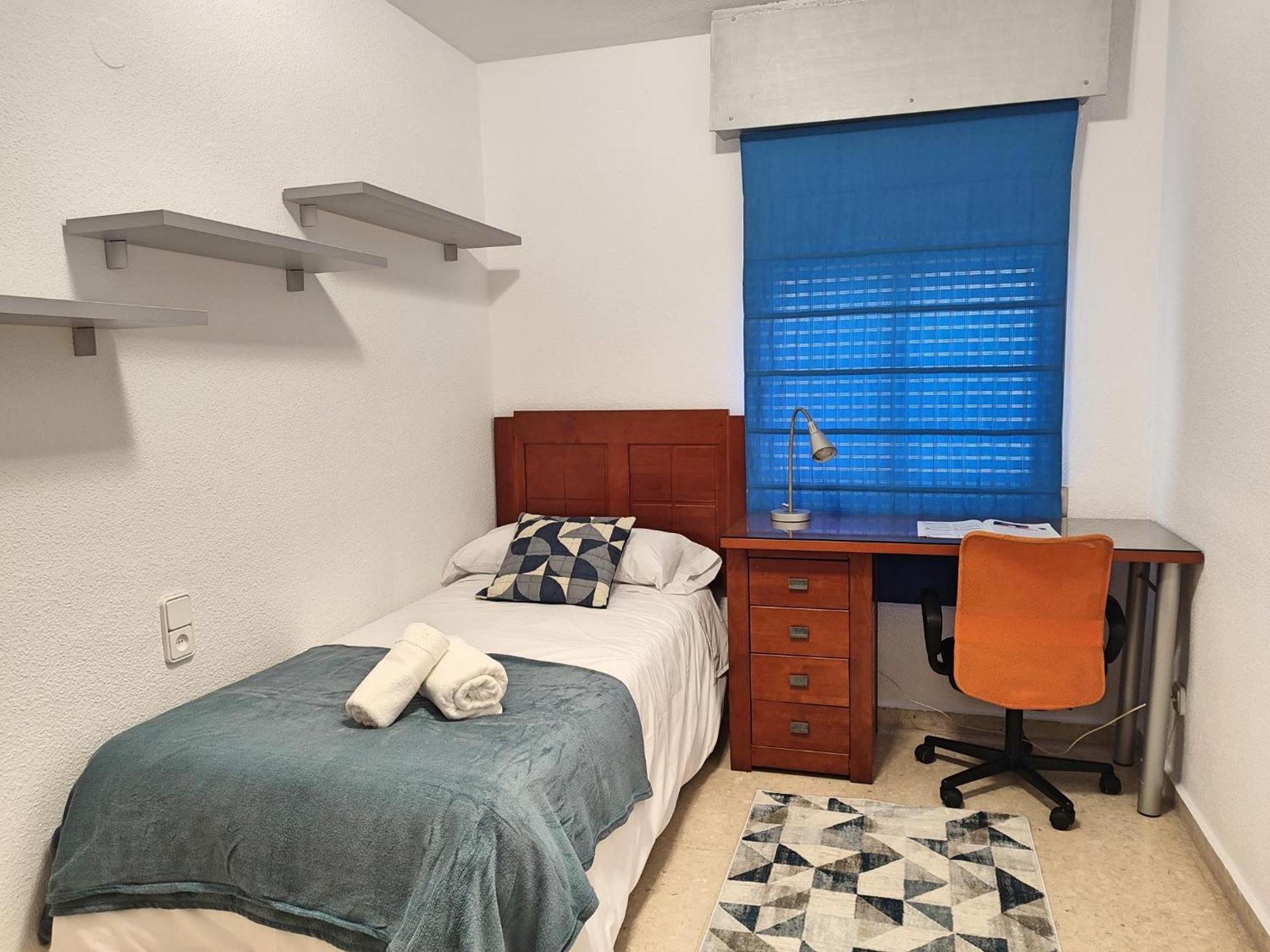 Centrico Apartamento Jardines De Vallellano Cordoba Room photo